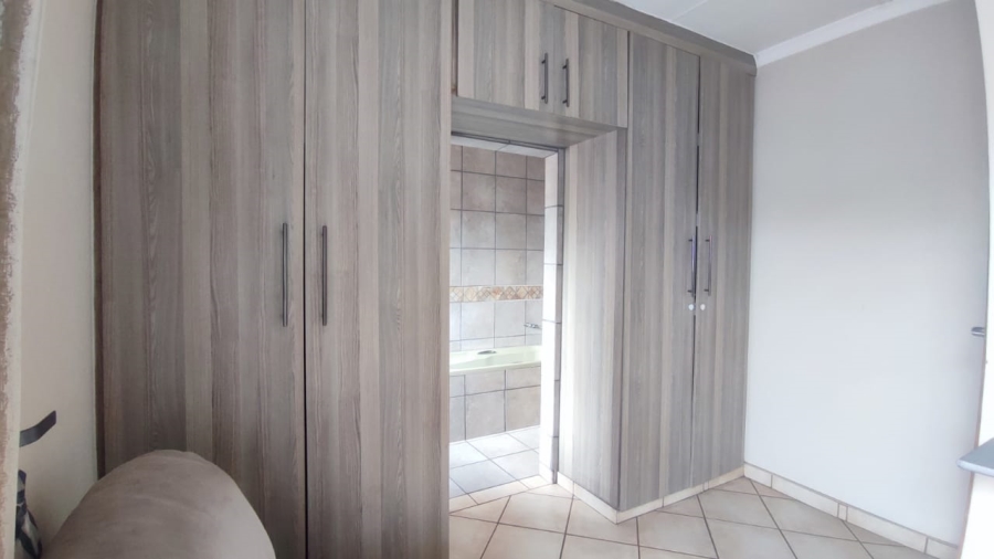 3 Bedroom Property for Sale in Karlienpark North West